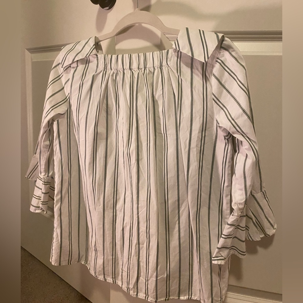 Cute top solid - Picture 3 of 3